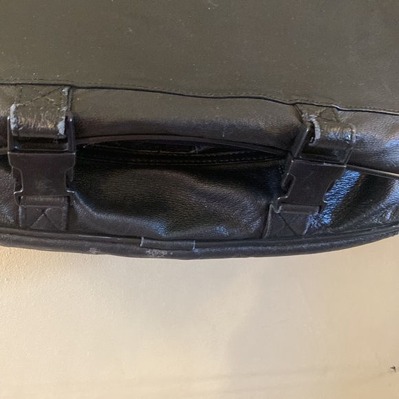 GUC. Business/travel, carrying black, faux, leather briefcase. - Picture 3 of 16